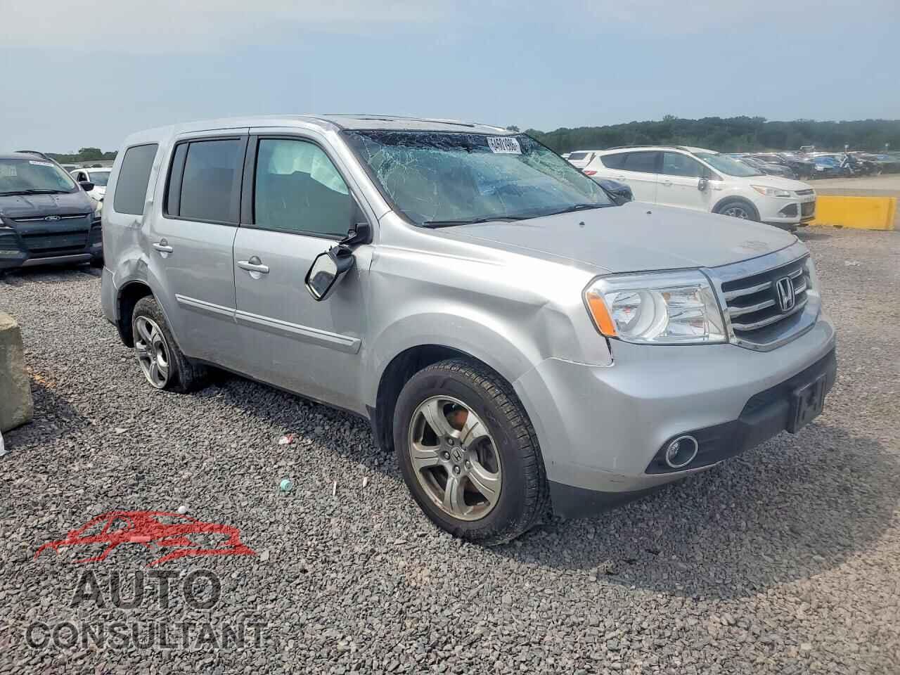 HONDA PILOT 2013 - 5FNYF4H64DB043894