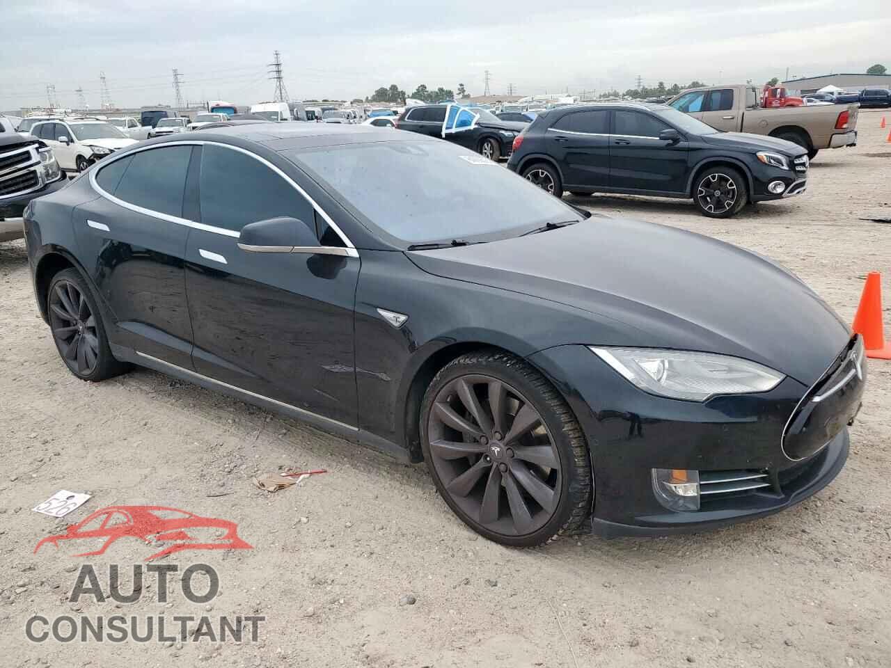 TESLA MODEL S 2016 - 5YJSA1E24GF128419
