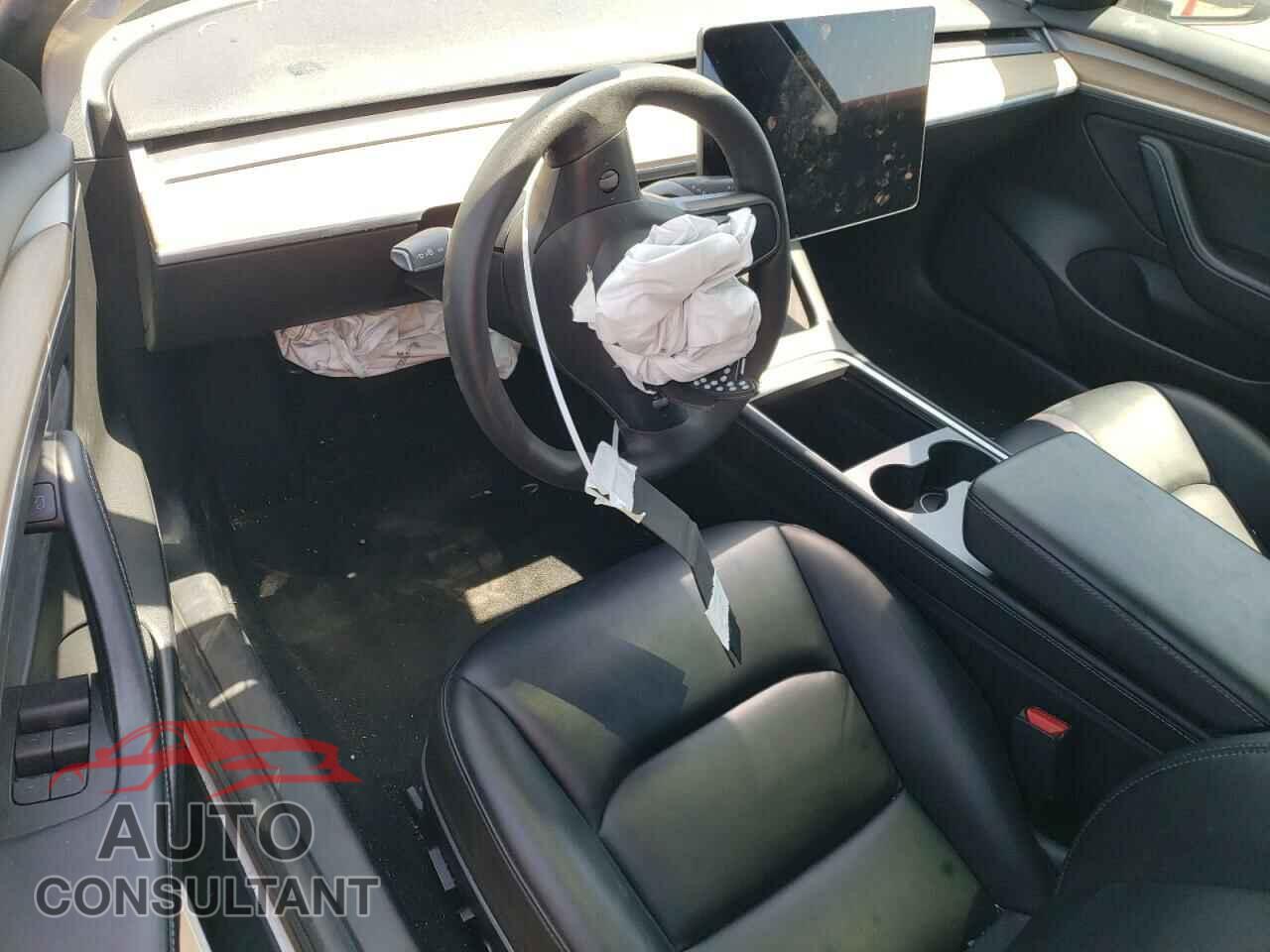 TESLA MODEL 3 2021 - 5YJ3E1EA6MF058675