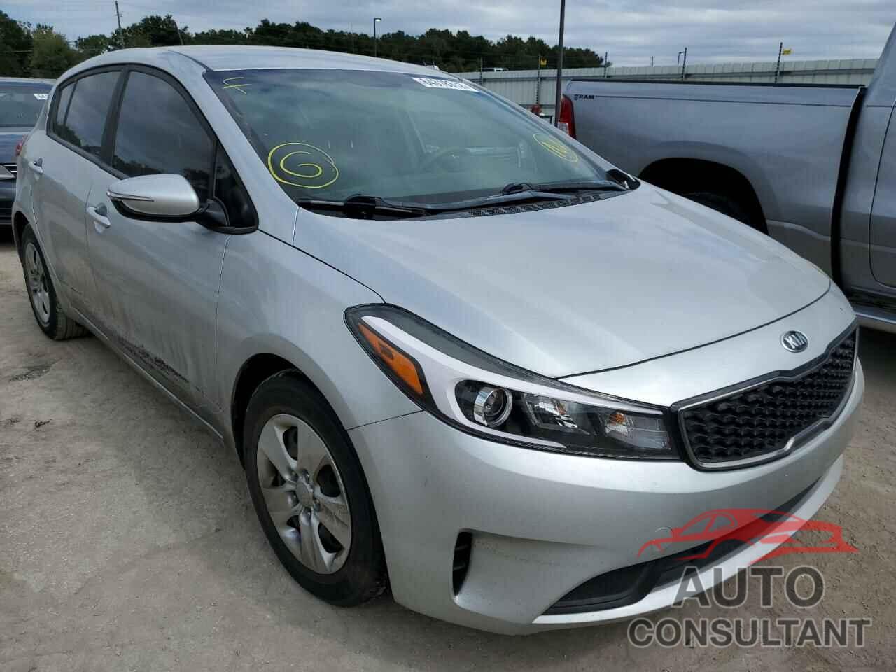 KIA FORTE 2017 - KNAFK5A80H5719220