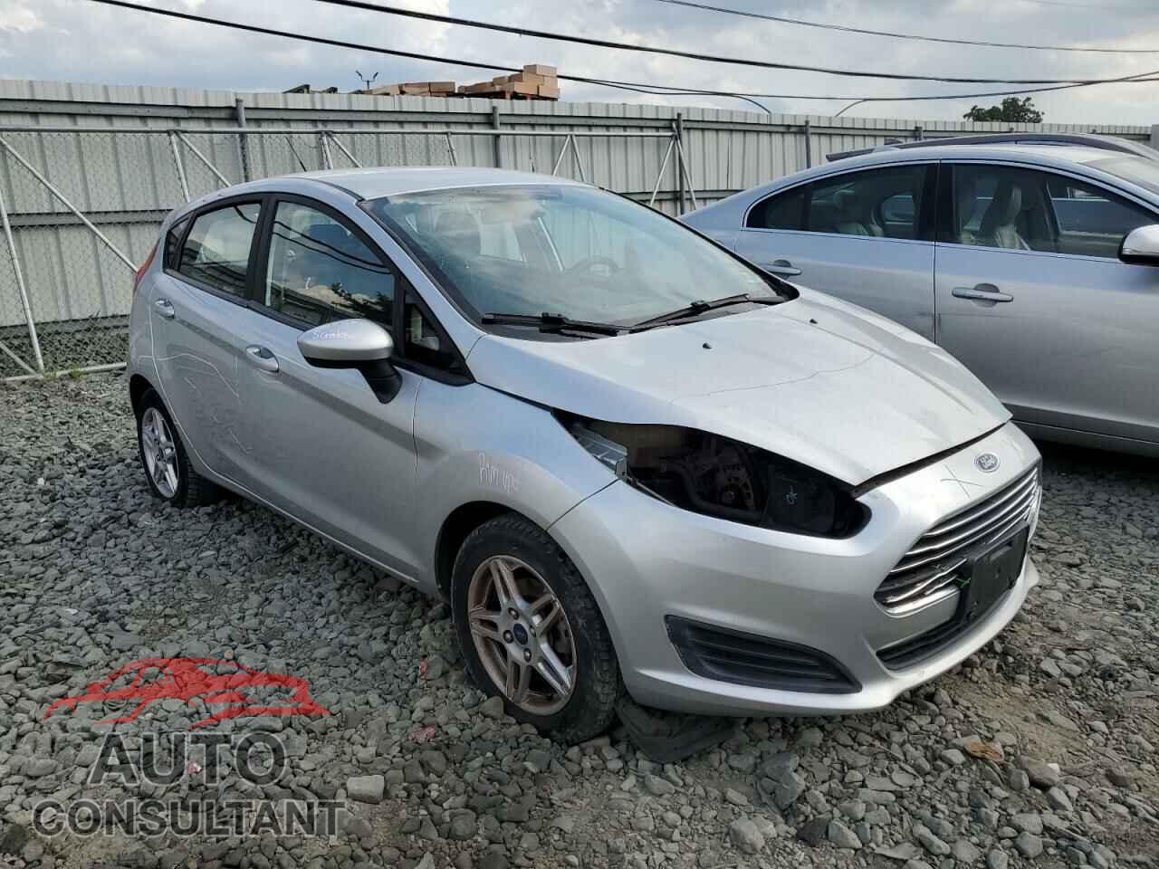 FORD FIESTA 2017 - 3FADP4EJ1HM118580