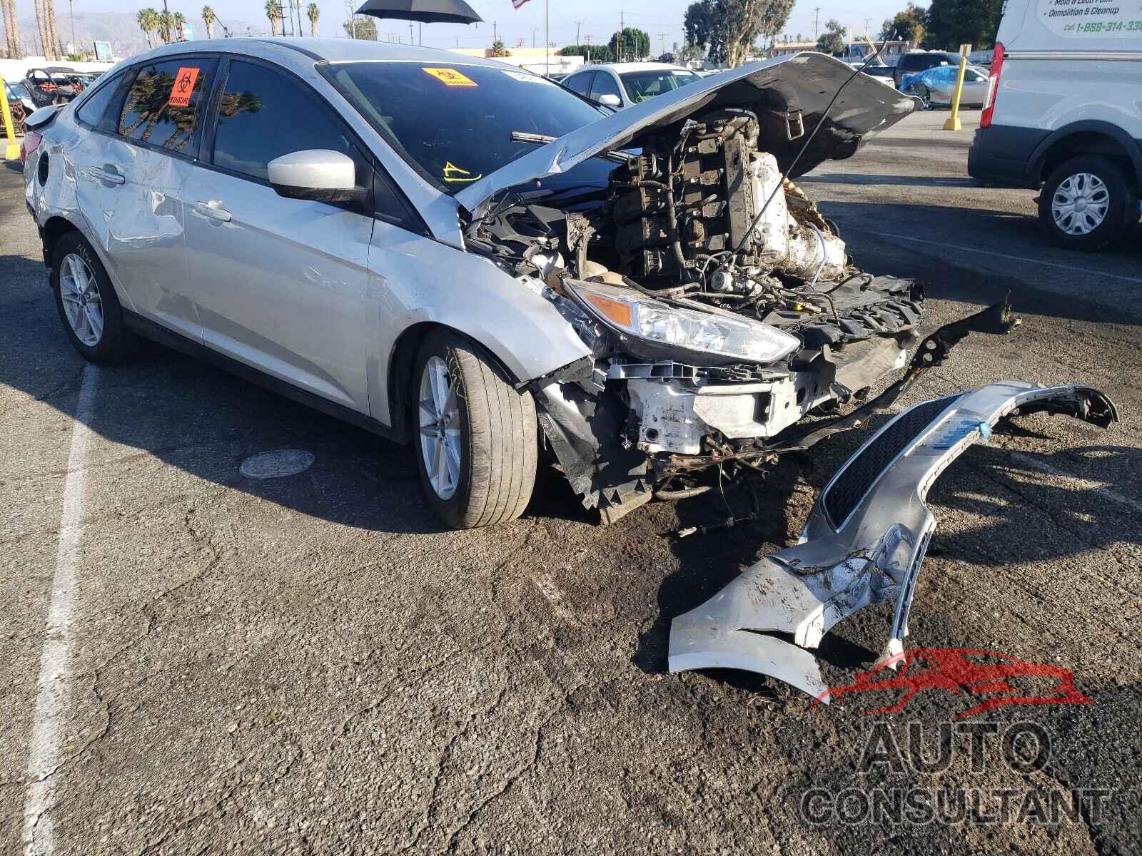 FORD FOCUS 2018 - 1FADP3F22JL323964