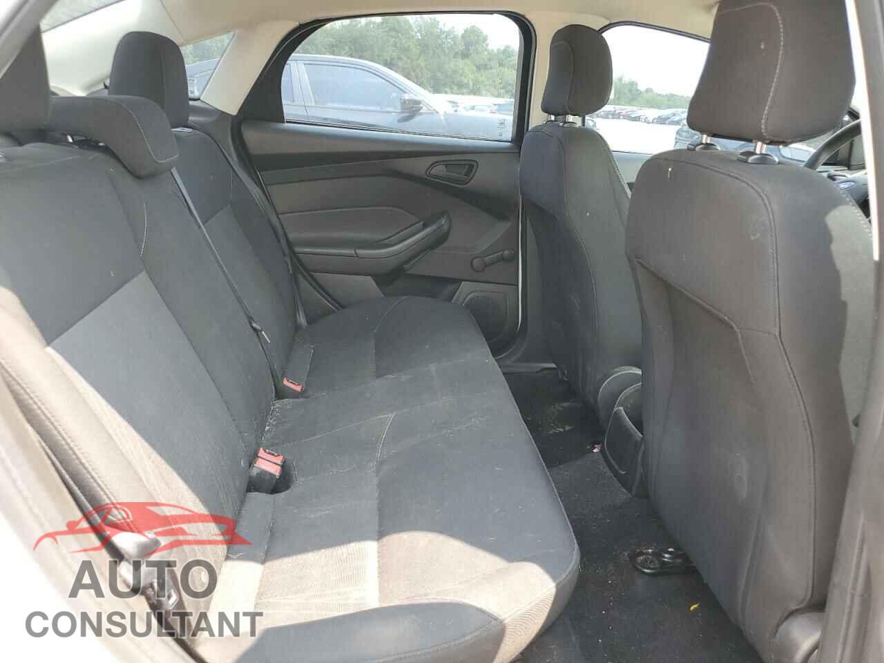 FORD FOCUS 2016 - 1FADP3E27GL281690