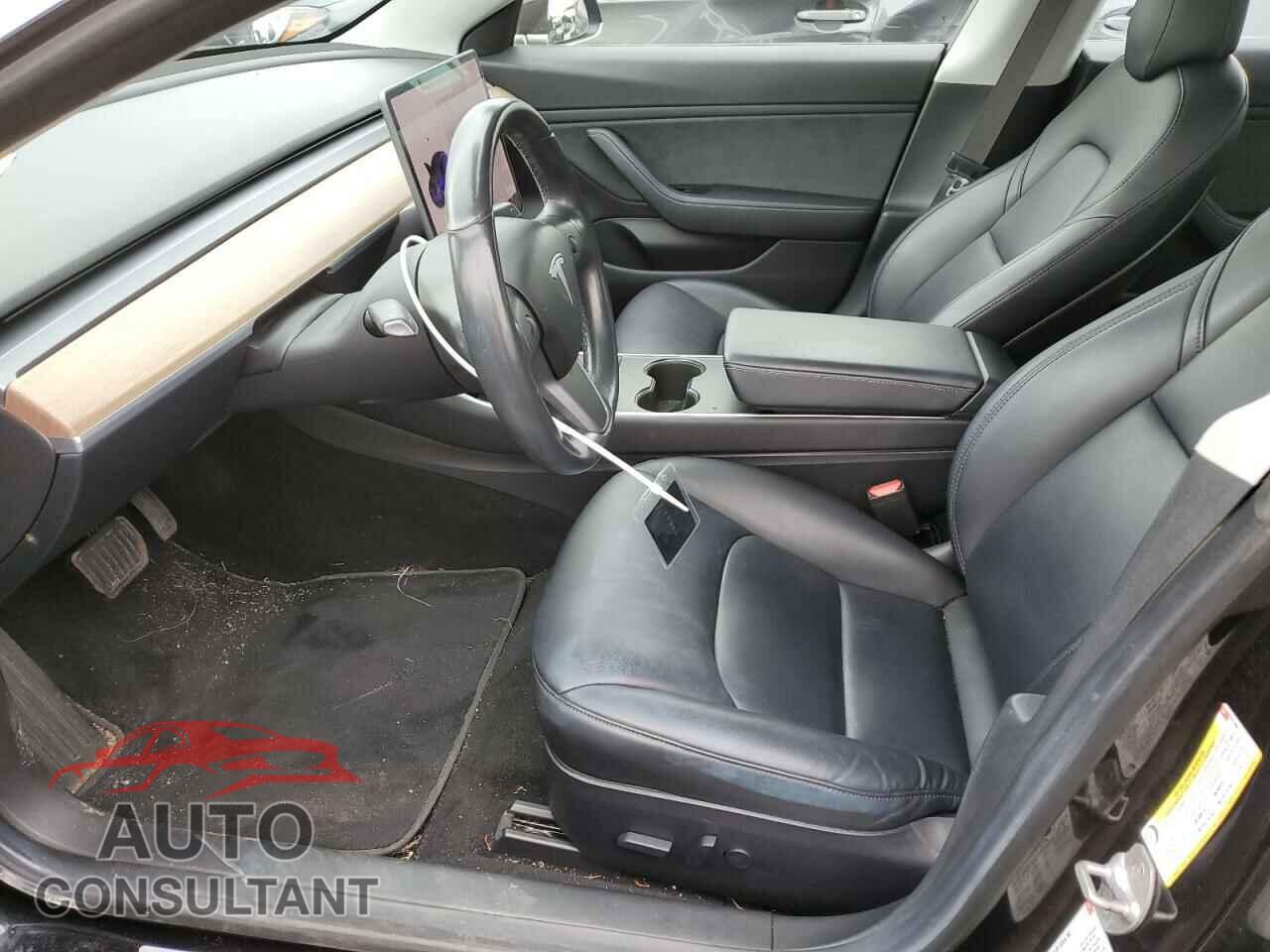 TESLA MODEL 3 2018 - 5YJ3E1EBXJF071398