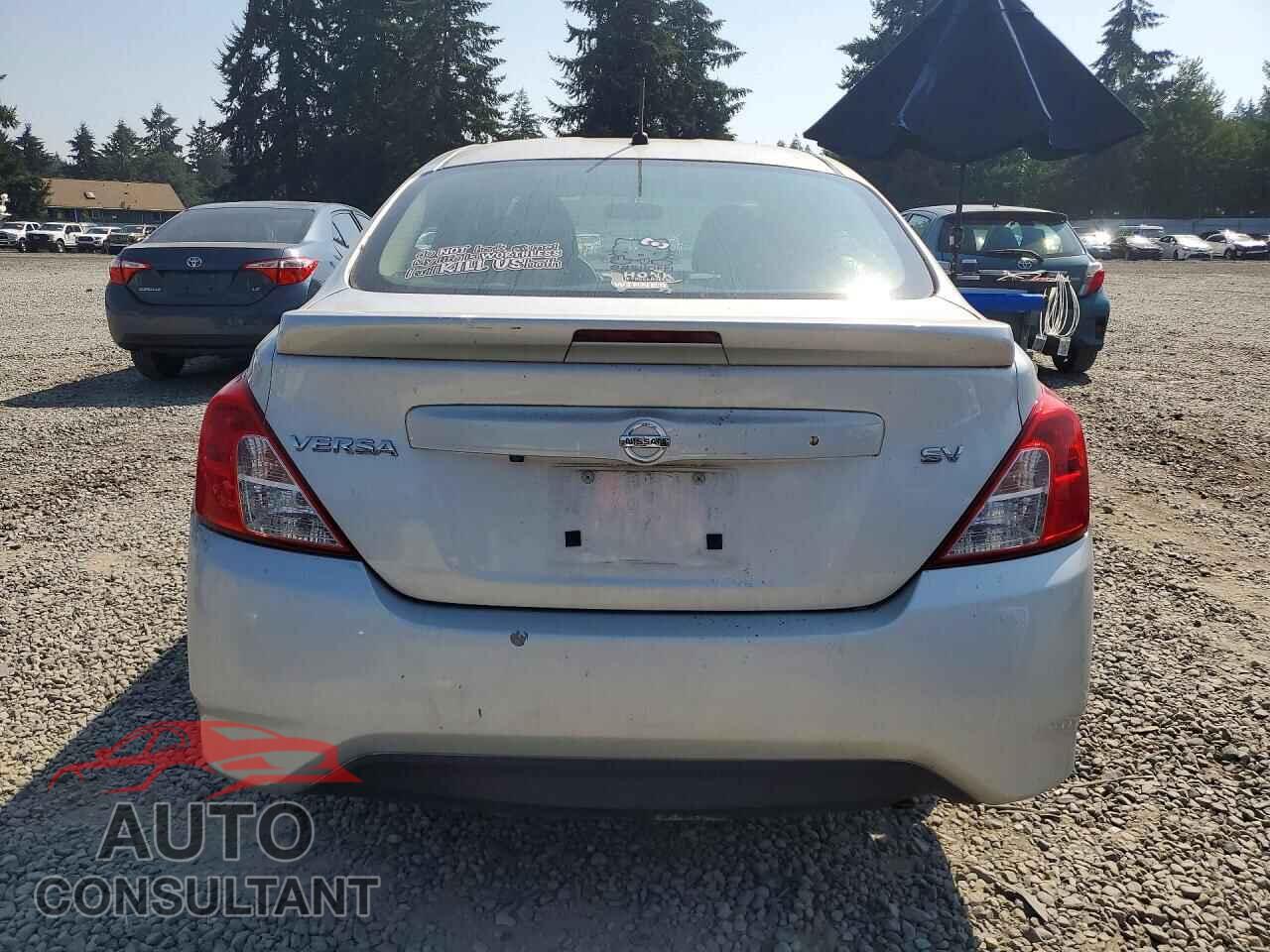 NISSAN VERSA 2019 - 3N1CN7AP1KL857553