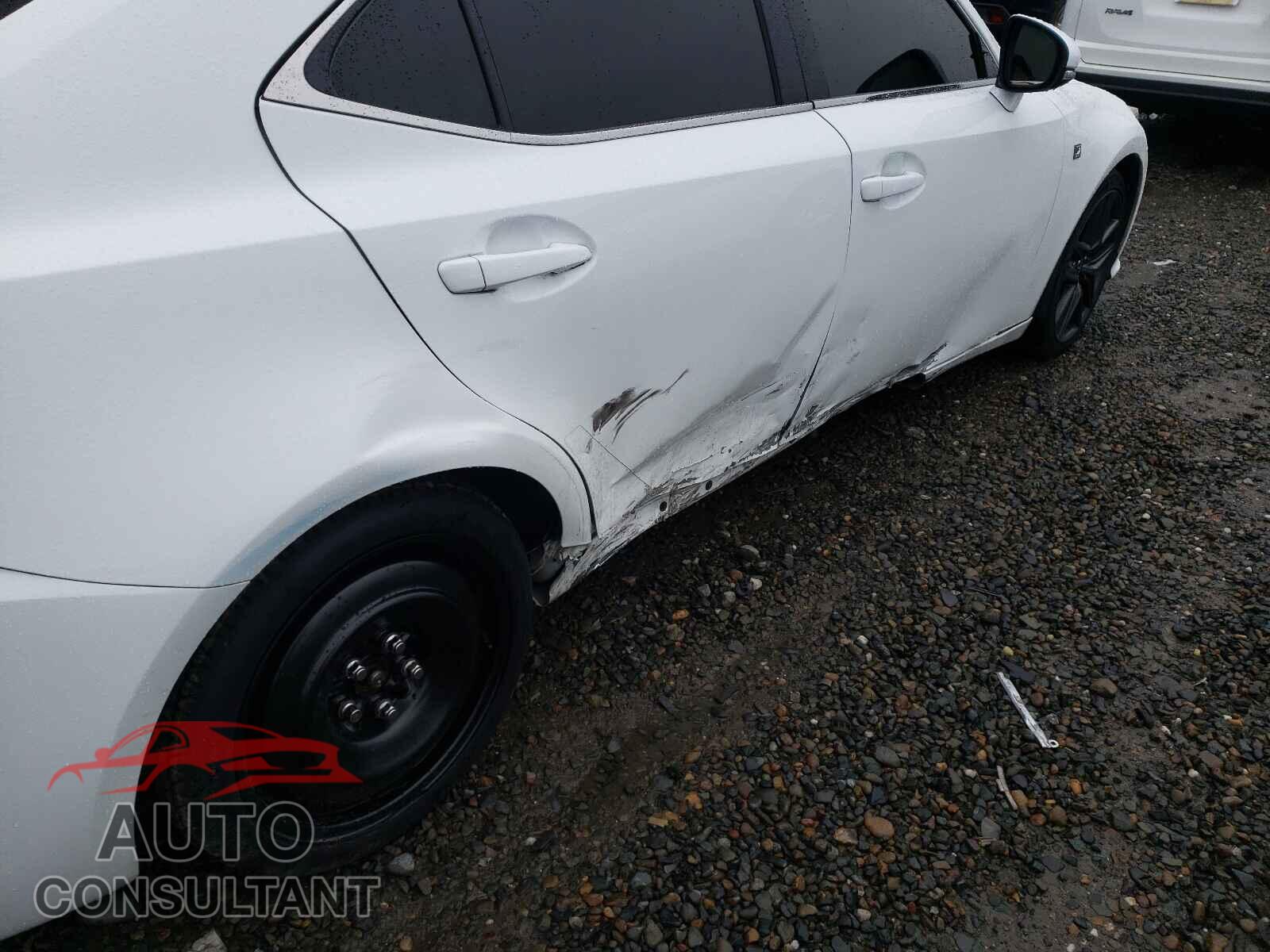 LEXUS IS 2016 - JTHBA1D24G5020688