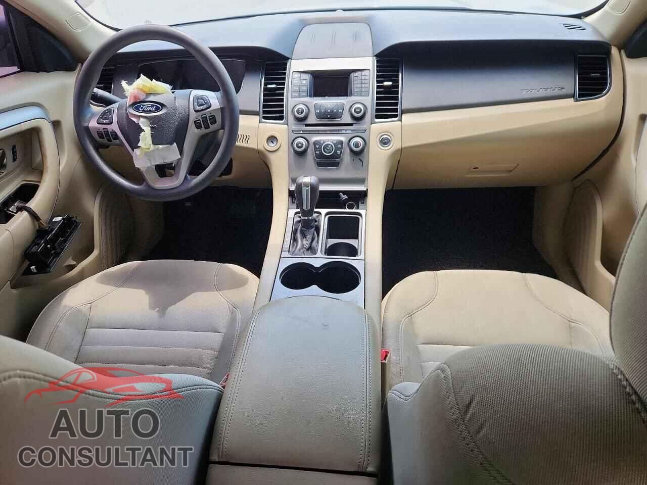 FORD TAURUS 2017 - 1FAHP2D85HG143156