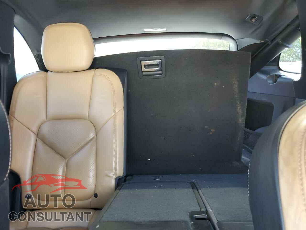 PORSCHE CAYENNE 2016 - WP1AA2A22GLA03759