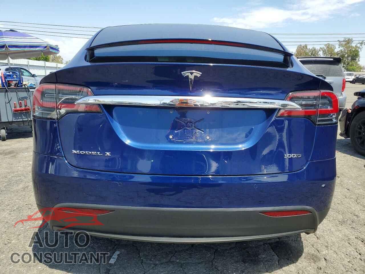TESLA MODEL X 2017 - 5YJXCBE22HF078482