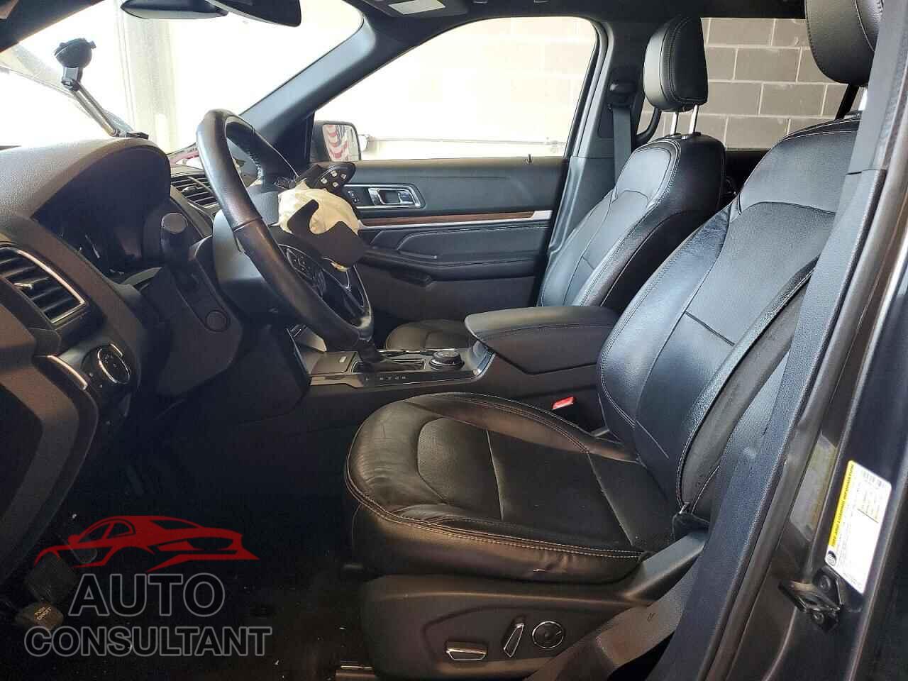FORD EXPLORER 2018 - 1FM5K8F84JGB55747