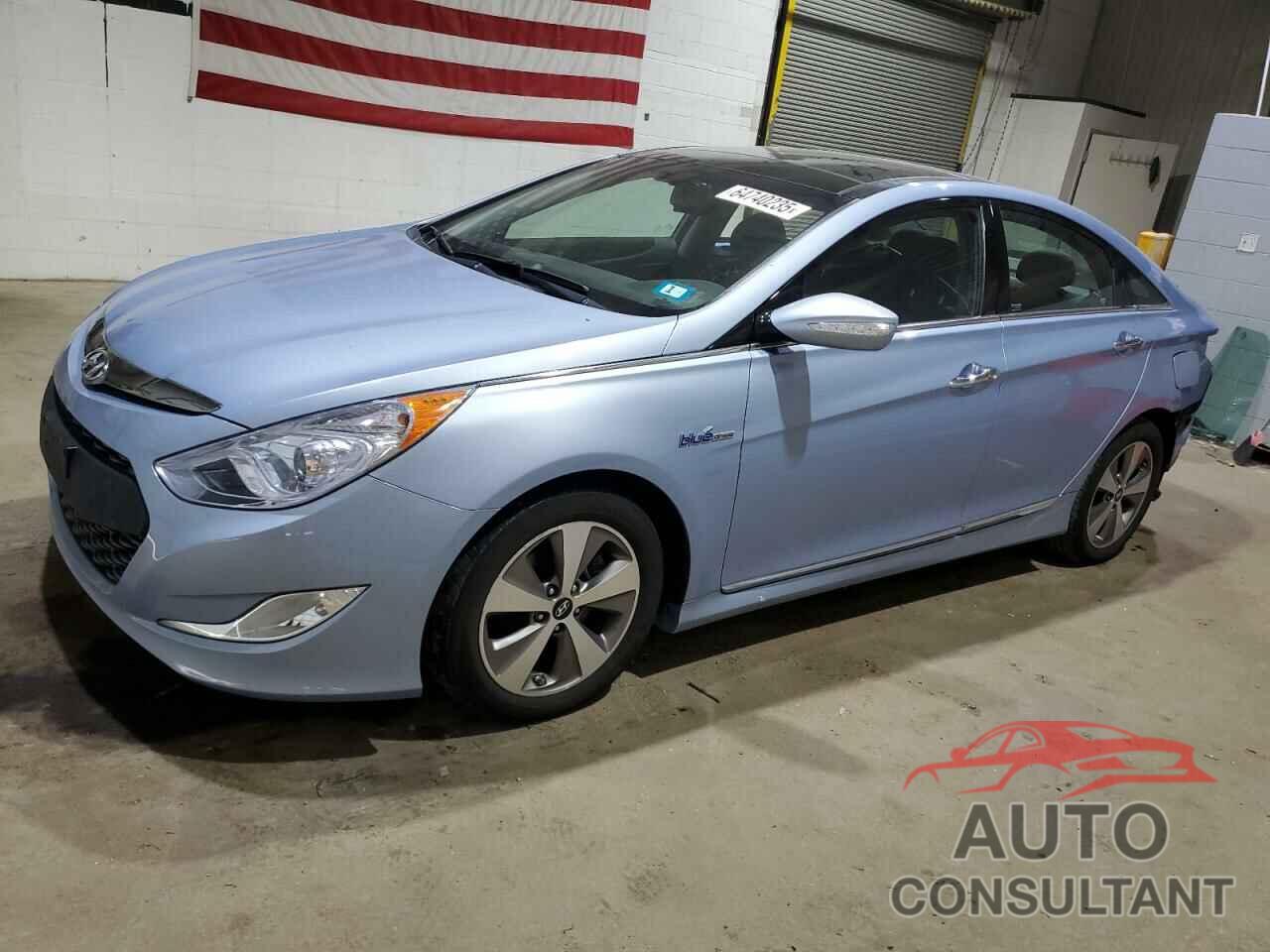 HYUNDAI SONATA 2012 - KMHEC4A47CA024036