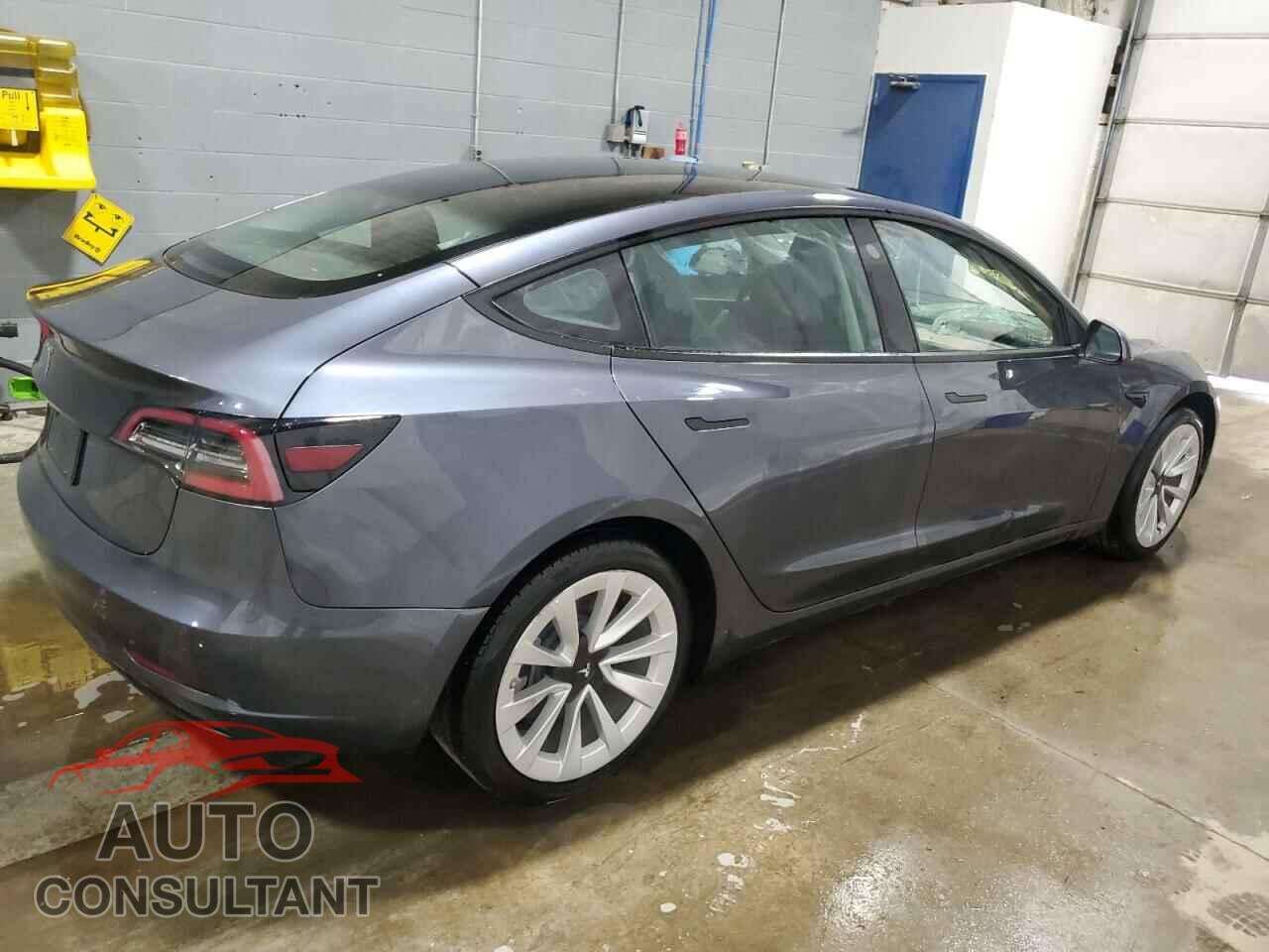 TESLA MODEL 3 2022 - 5YJ3E1EA5NF192076