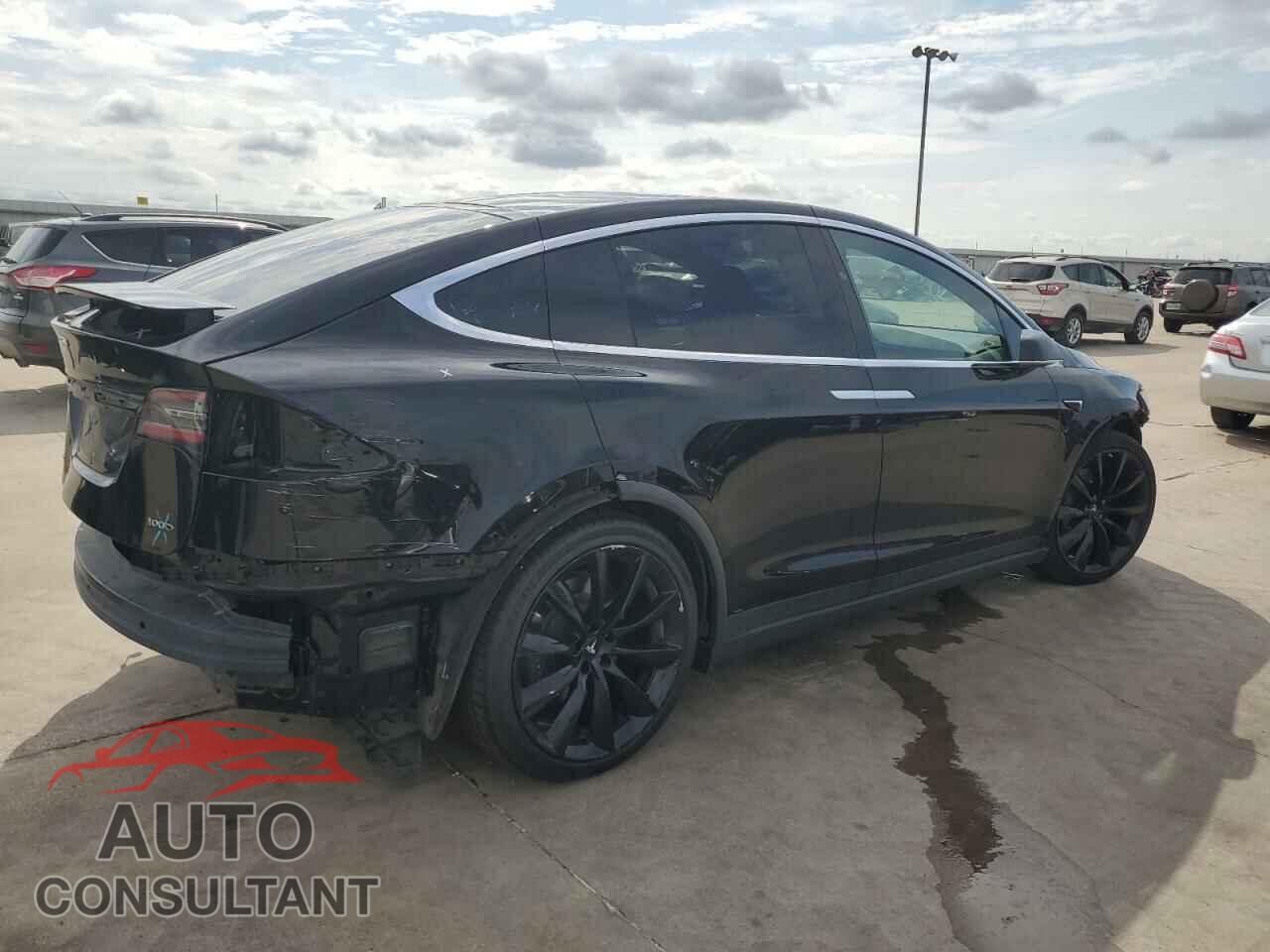 TESLA MODEL X 2017 - 5YJXCDE24HF053854