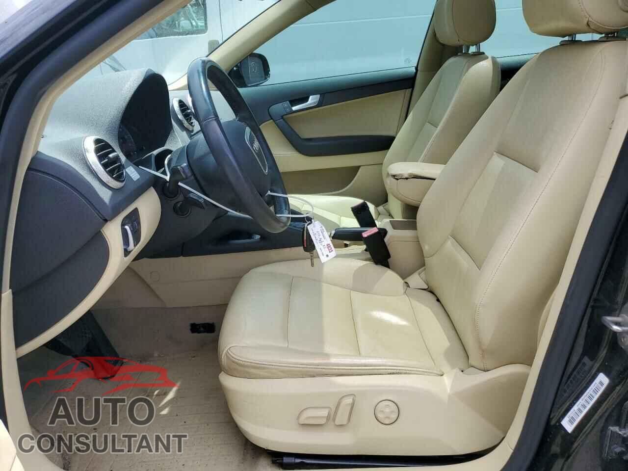 AUDI A3 2012 - WAUBJAFM8CA147278