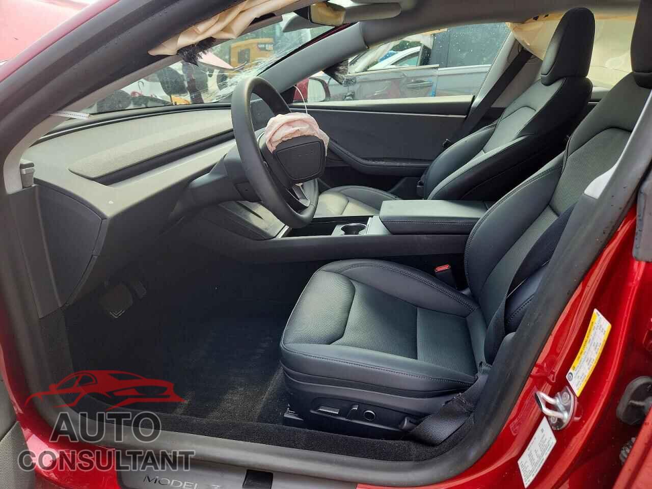 TESLA MODEL 3 2025 - 5YJ3E1EA9SF895949
