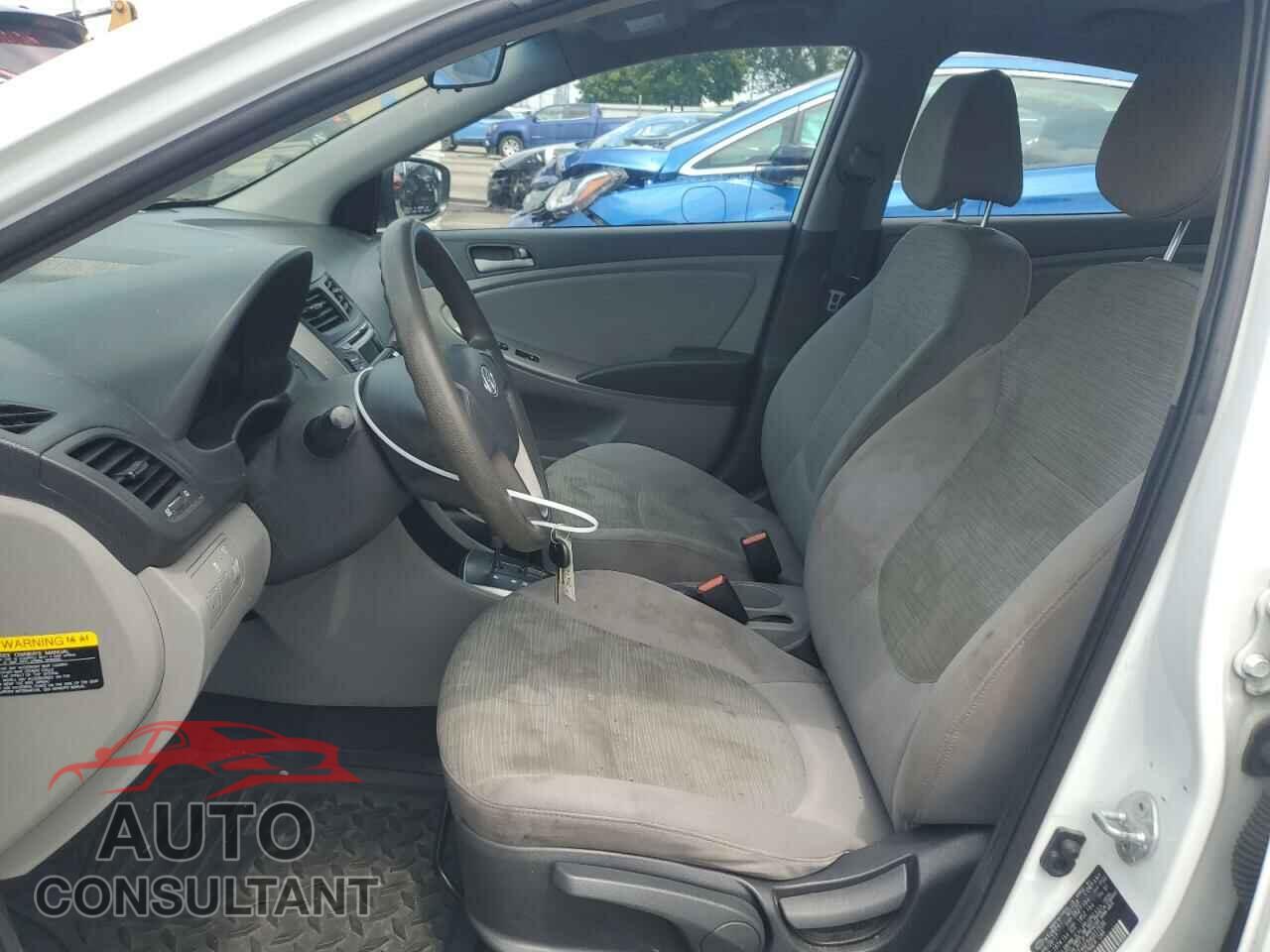 HYUNDAI ACCENT 2017 - KMHCT4AE5HU317536