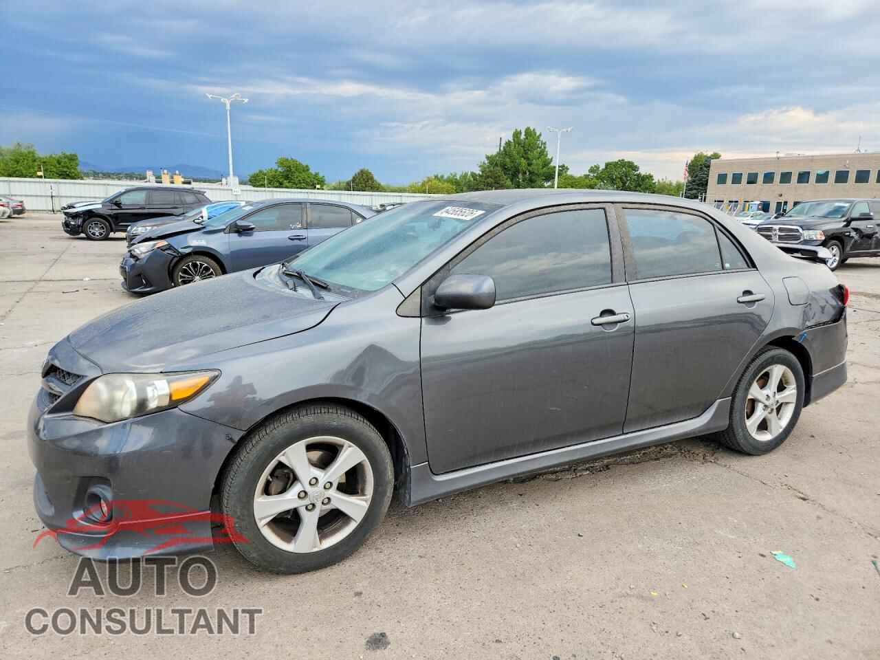TOYOTA COROLLA 2013 - 2T1BU4EEXDC061425