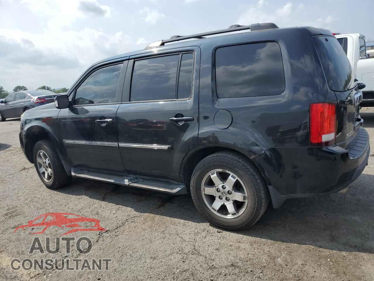 HONDA PILOT 2011 - 5FNYF4H91BB049448