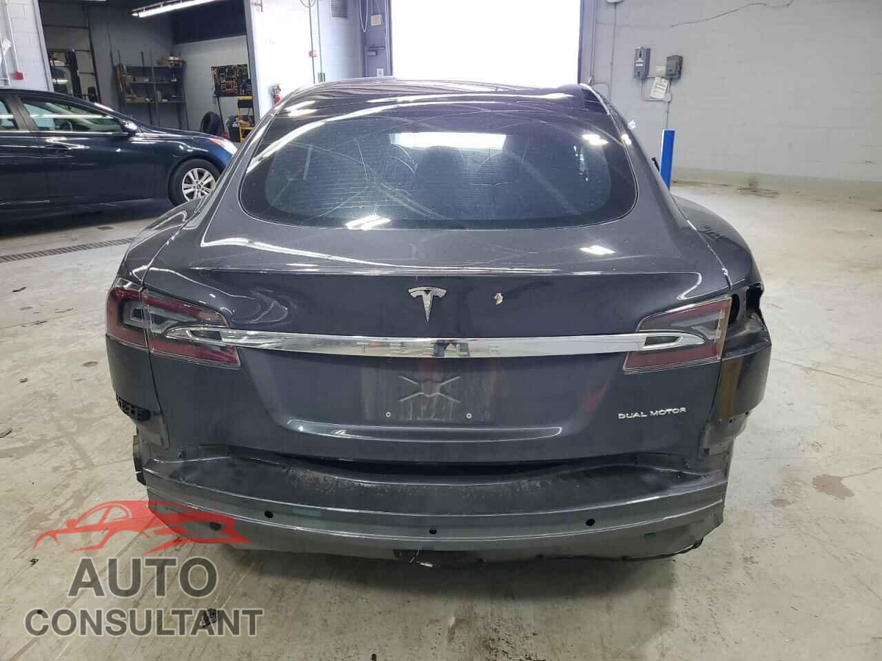 TESLA MODEL S 2020 - 5YJSA1E26LF355041
