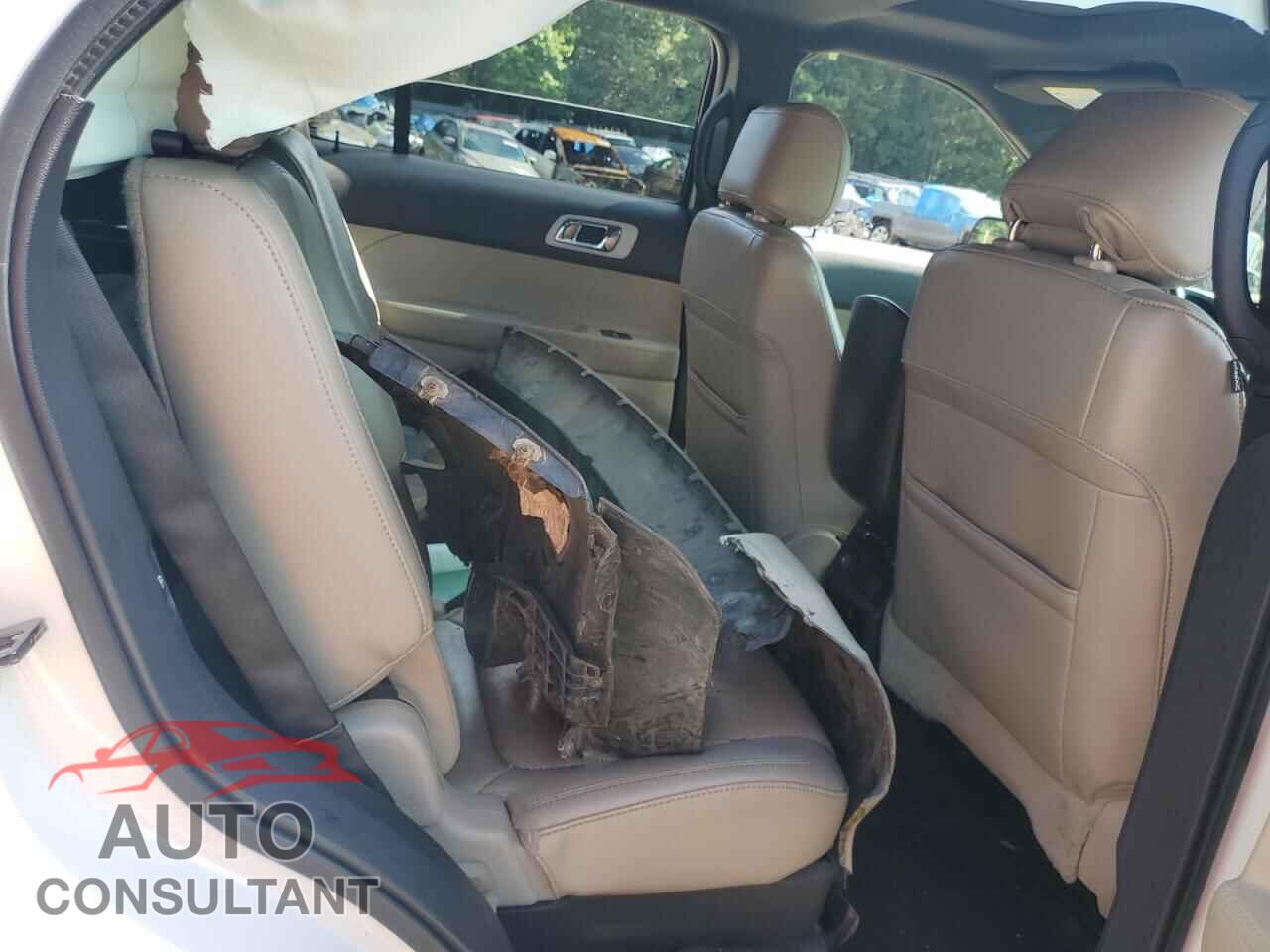 FORD EXPLORER 2011 - 1FMHK8F85BGA35129