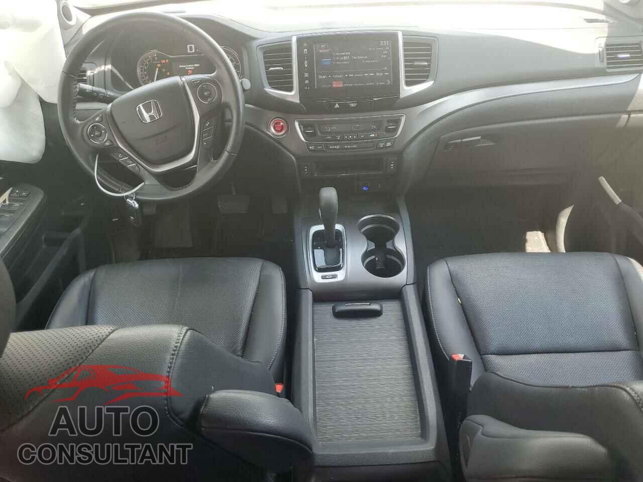 HONDA RIDGELINE 2017 - 5FPYK3F64HB027023