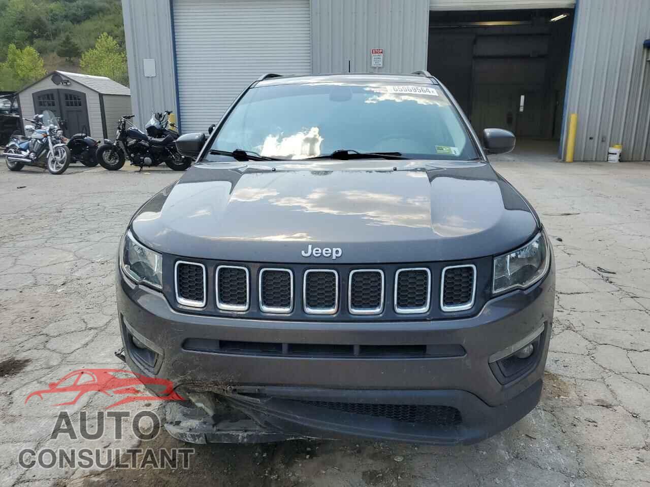 JEEP COMPASS 2018 - 3C4NJDBB9JT139170