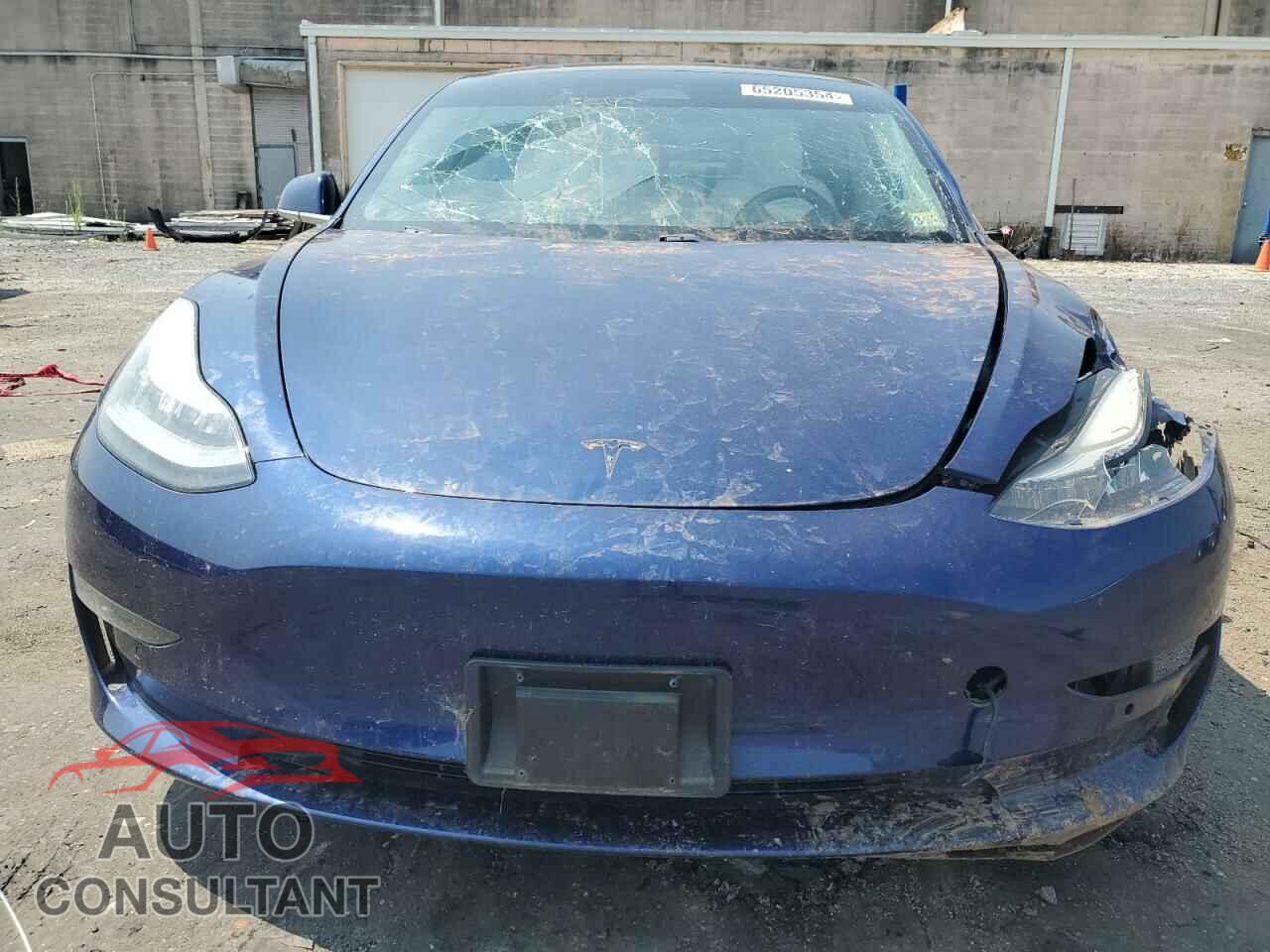 TESLA MODEL 3 2018 - 5YJ3E1EB5JF075178