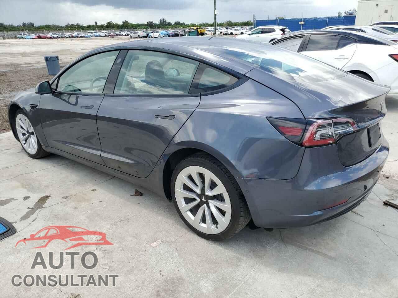 TESLA MODEL 3 2022 - 5YJ3E1EA9NF285943