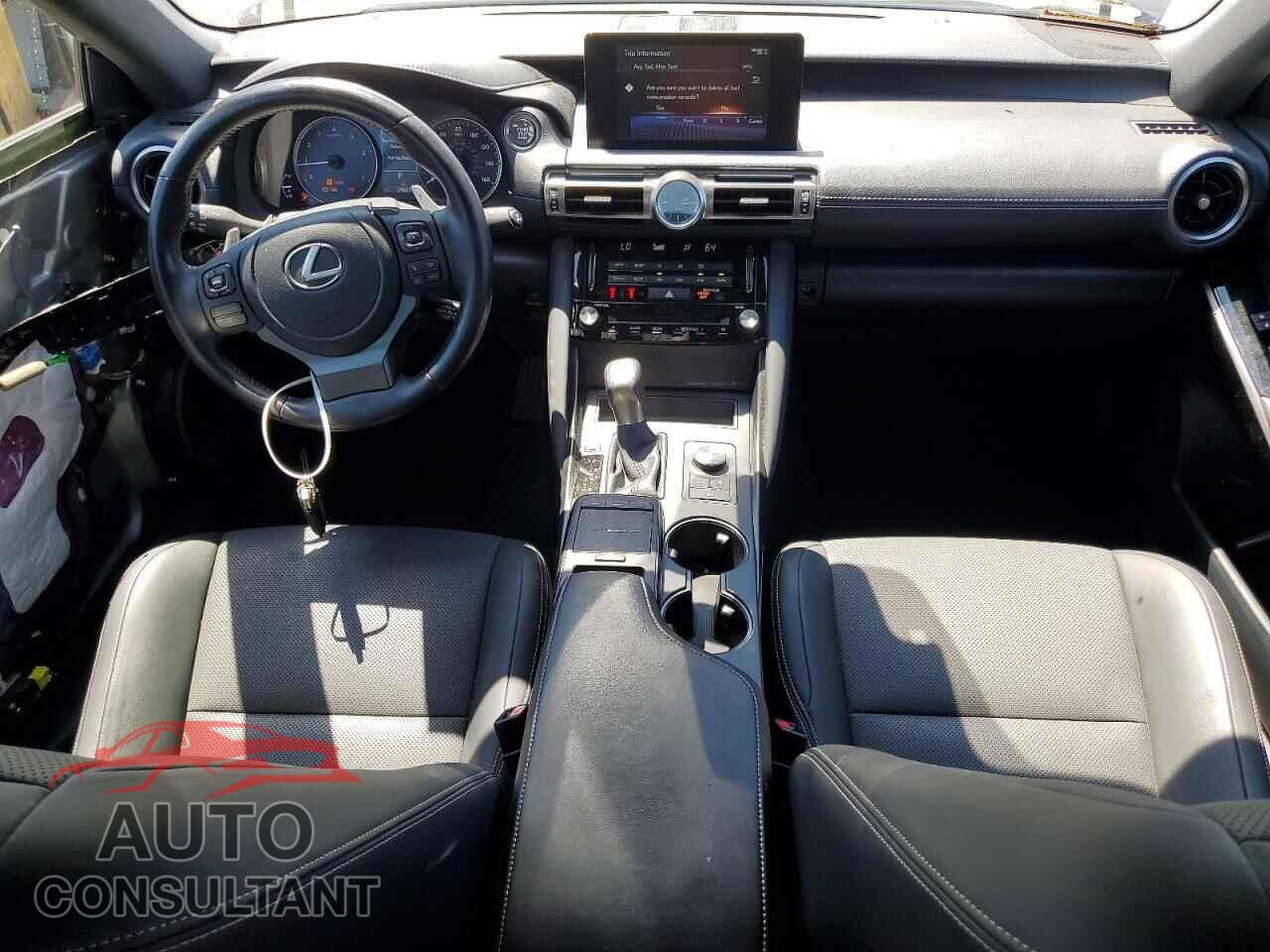 LEXUS IS 2021 - JTHAA1D21M5117094
