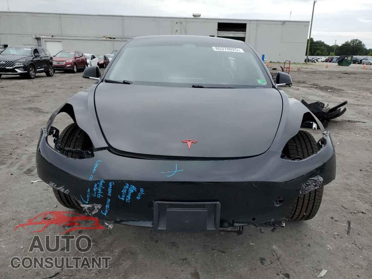 TESLA MODEL 3 2019 - 5YJ3E1EA5KF398431