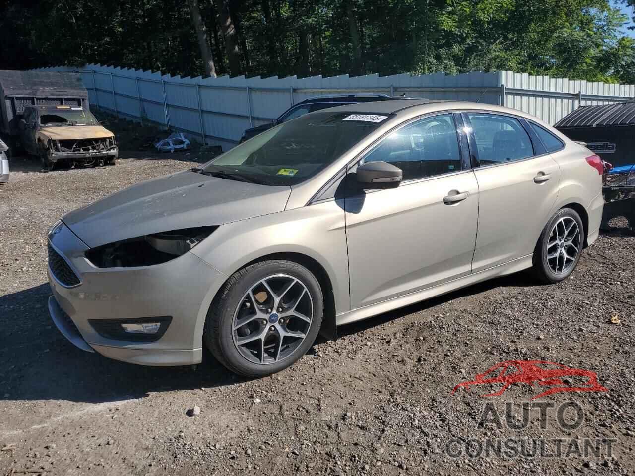 FORD FOCUS 2016 - 1FADP3F26GL296339