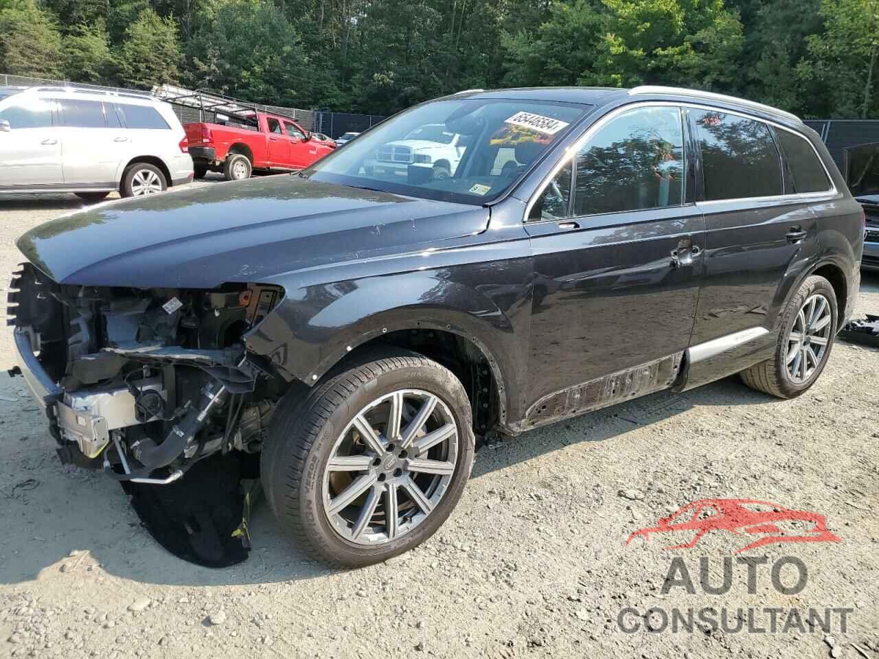 AUDI Q7 2018 - WA1LHAF71JD030757