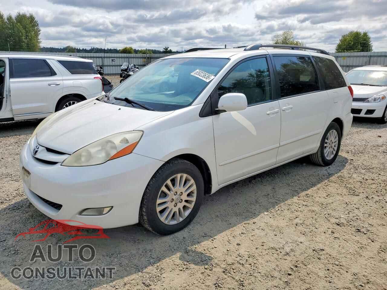 TOYOTA SIENNA 2010 - 5TDYK4CC6AS300876