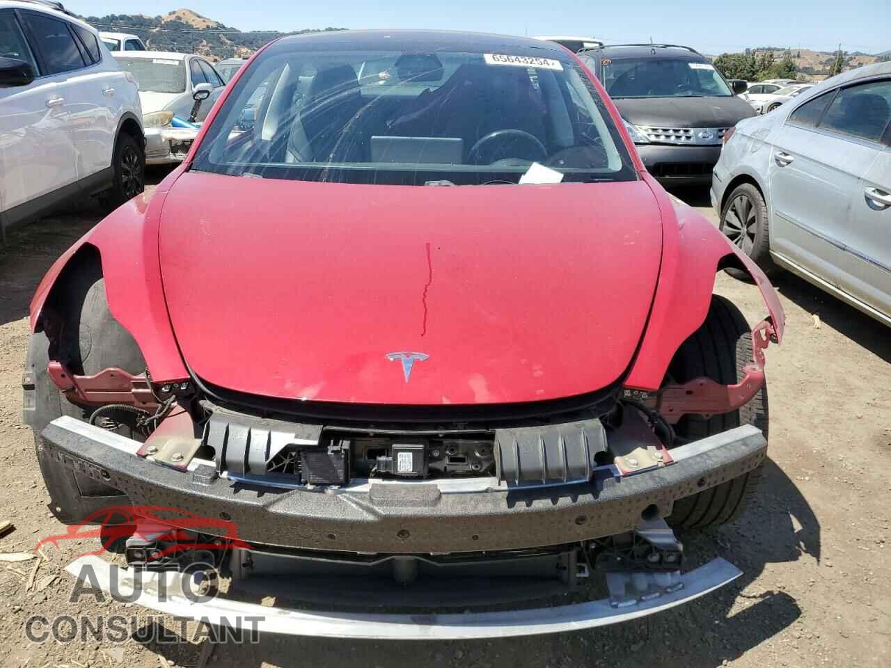 TESLA MODEL 3 2018 - 5YJ3E1EA2JF043571