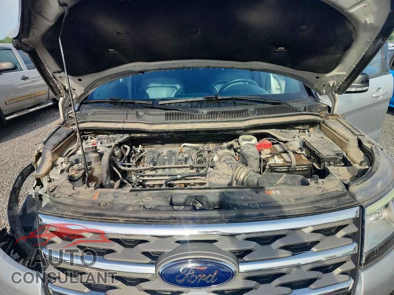 FORD EXPLORER 2018 - 1FM5K8D80JGA31087
