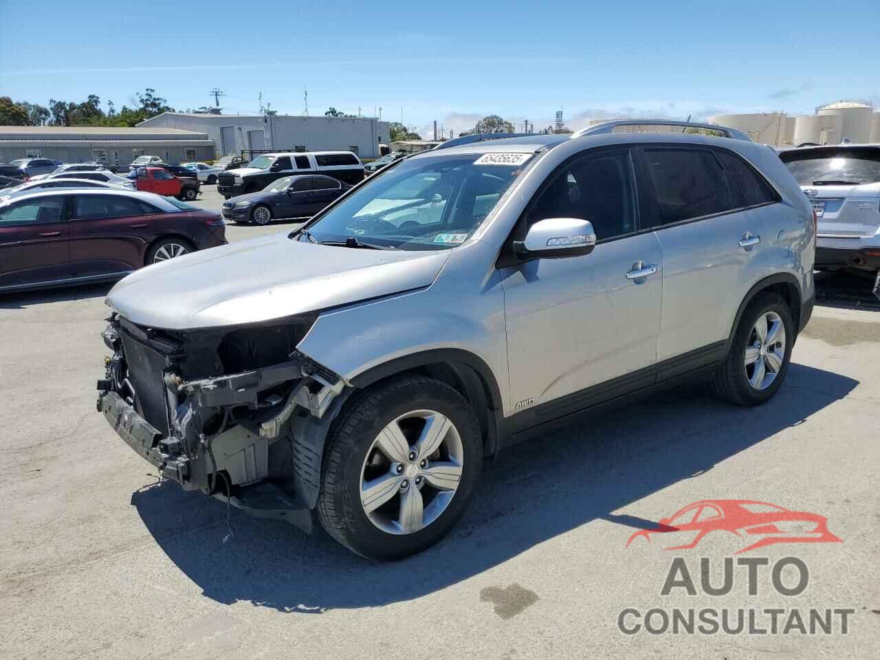KIA SORENTO 2013 - 5XYKUDA28DG365868