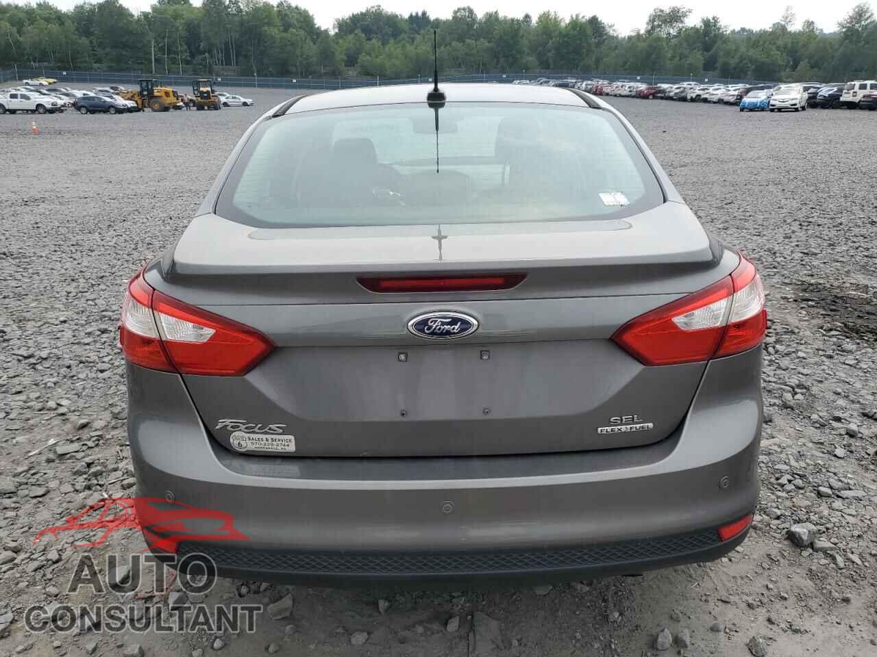 FORD FOCUS 2012 - 1FAHP3H22CL367027