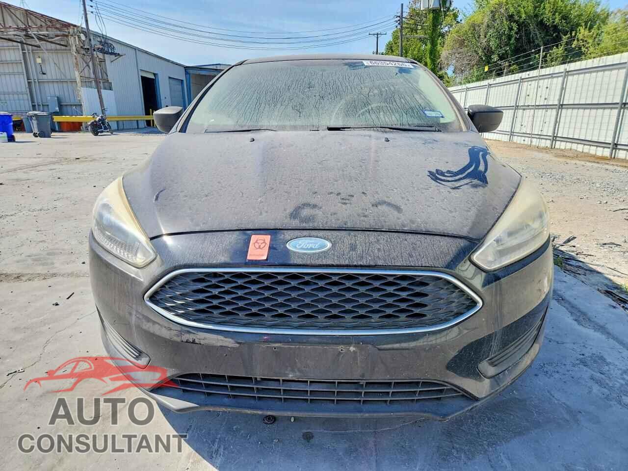 FORD FOCUS 2018 - 1FADP3E23JL259113