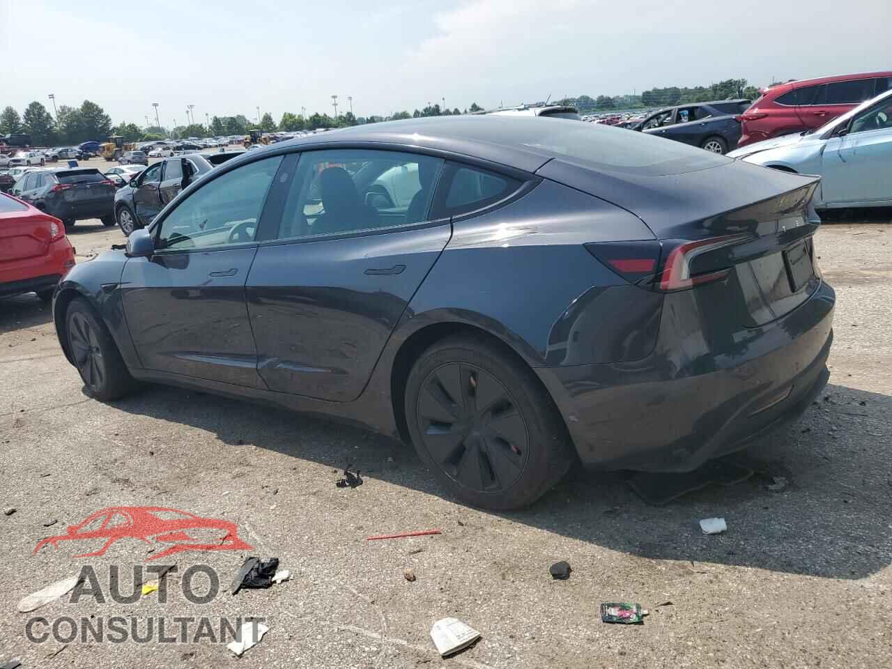 TESLA MODEL 3 2024 - 5YJ3E1EA7RF771494