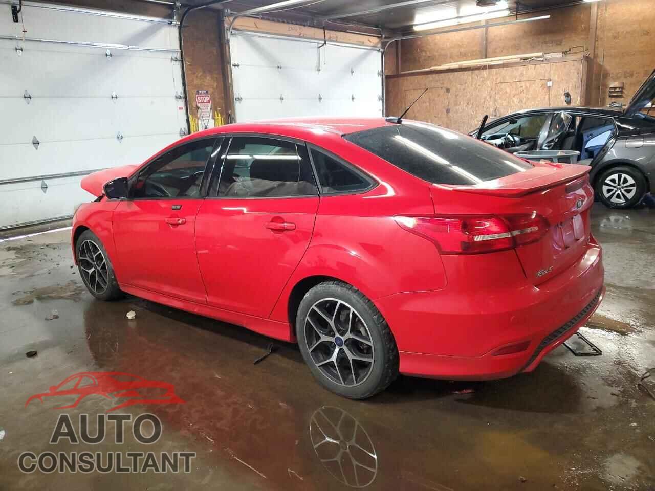 FORD FOCUS 2015 - 1FADP3FE5FL200211