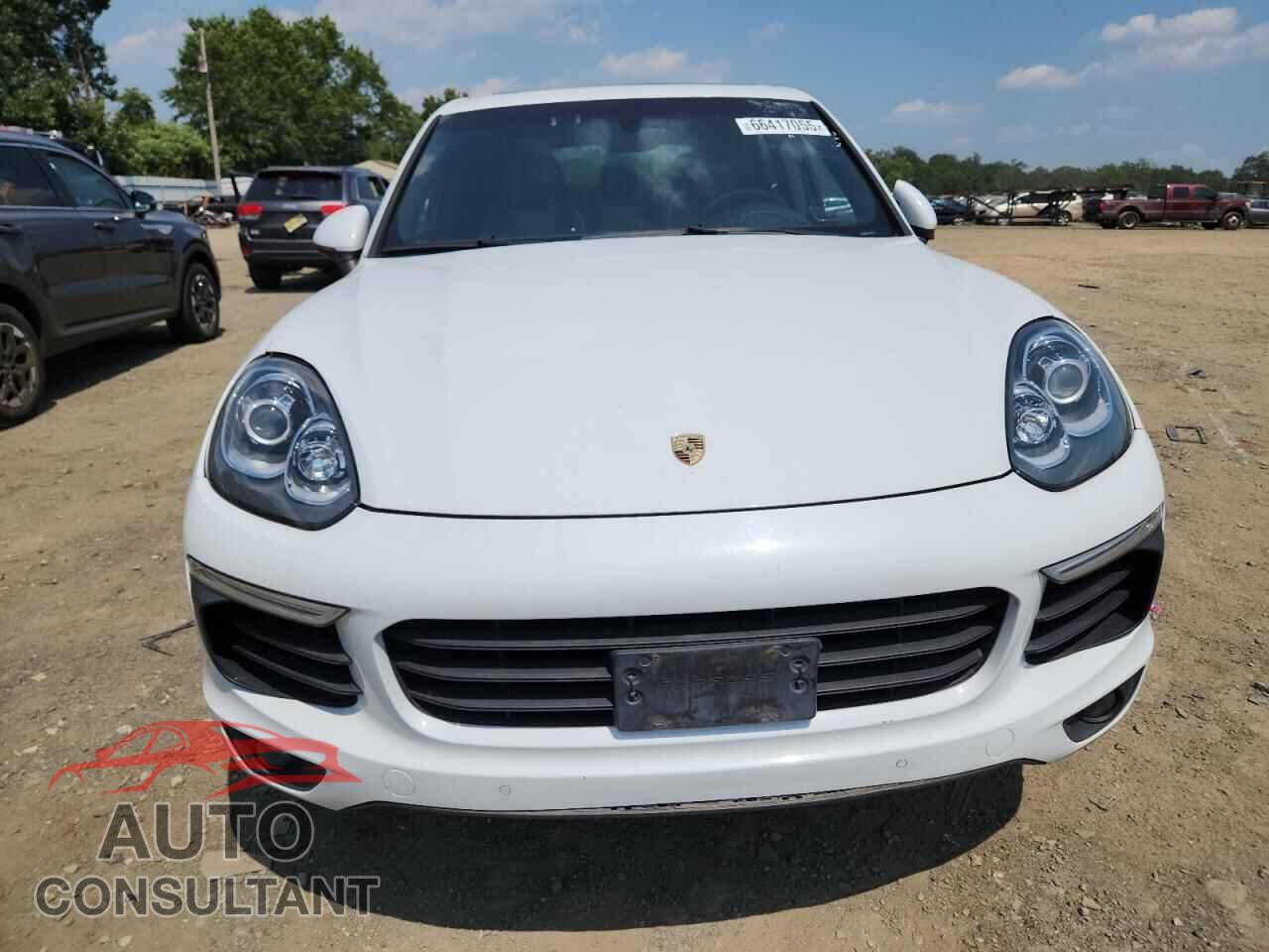 PORSCHE CAYENNE 2016 - WP1AB2A22GLA94464