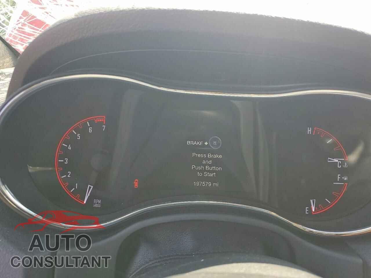 DODGE DURANGO 2018 - 1C4RDHAG2JC345195