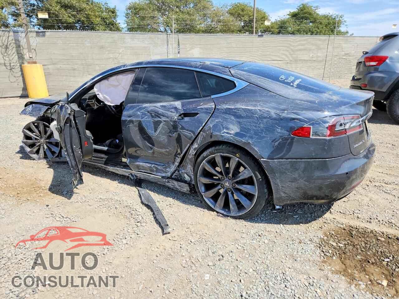 TESLA MODEL S 2016 - 5YJSA1E28GF154960