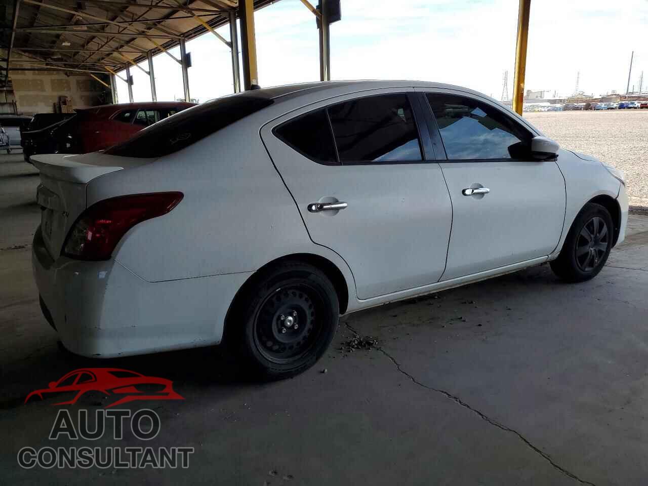 NISSAN VERSA 2017 - 3N1CN7AP1HL837487