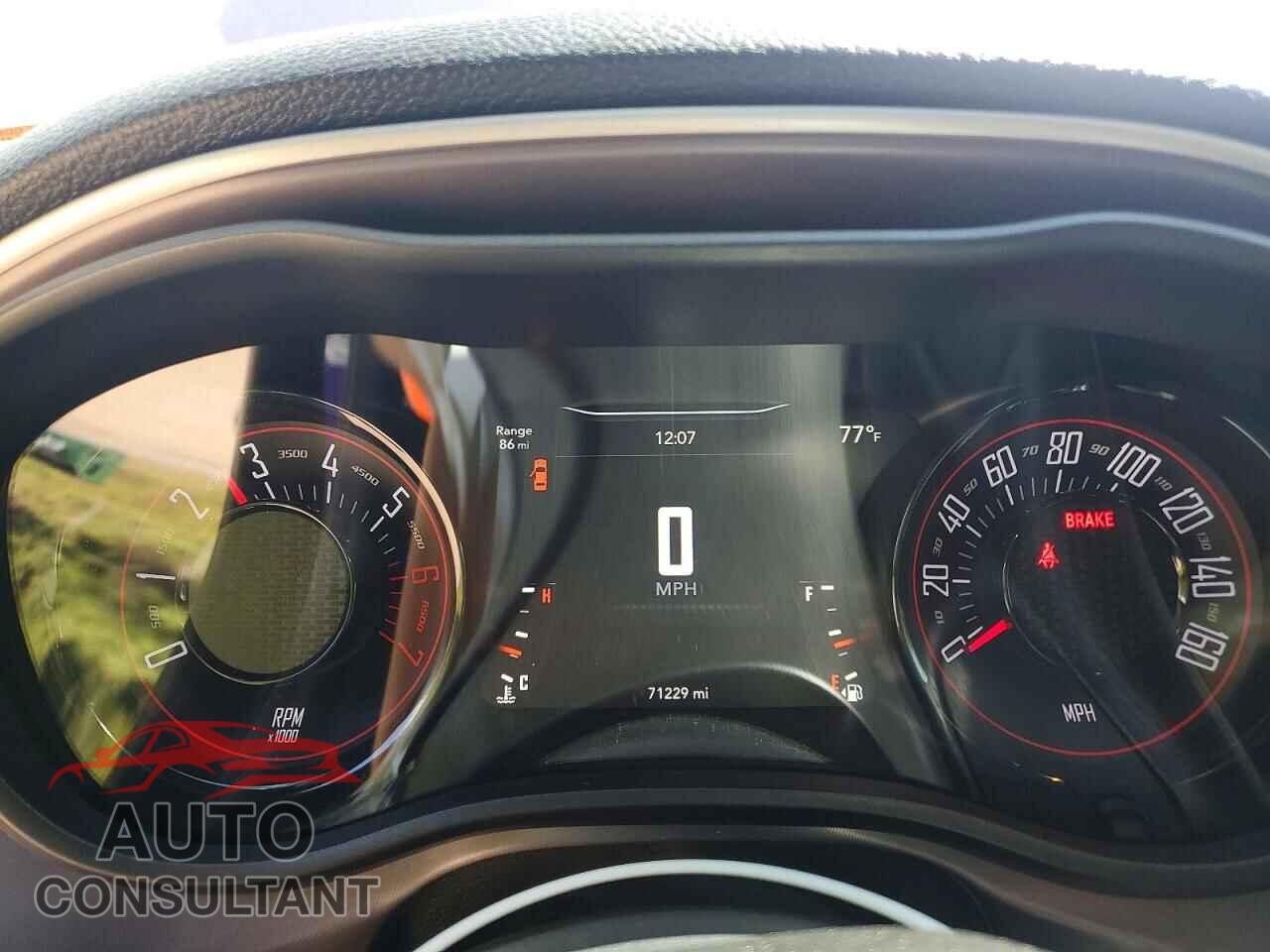 DODGE CHALLENGER 2019 - 2C3CDZBTXKH679632
