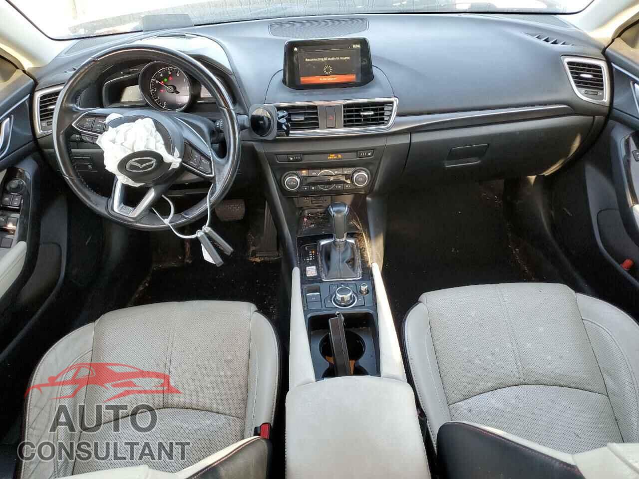 MAZDA 3 2017 - JM1BN1M30H1124103