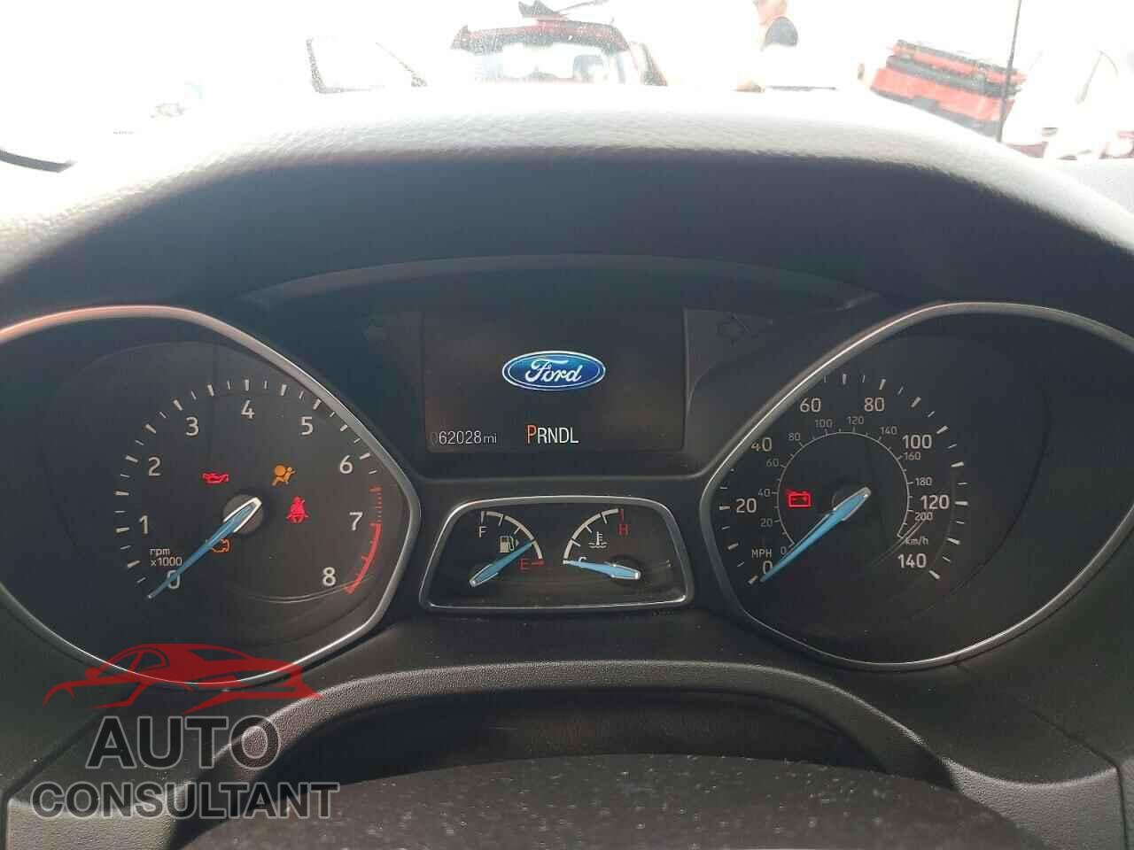 FORD FOCUS 2015 - 1FADP3F23FL280498