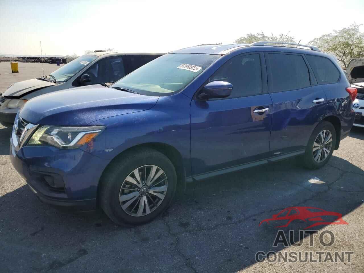 NISSAN PATHFINDER 2017 - 5N1DR2MM0HC660416