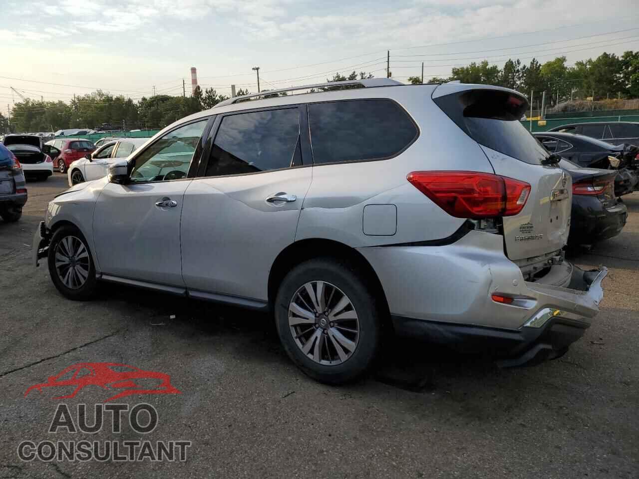 NISSAN PATHFINDER 2020 - 5N1DR2CM2LC613155