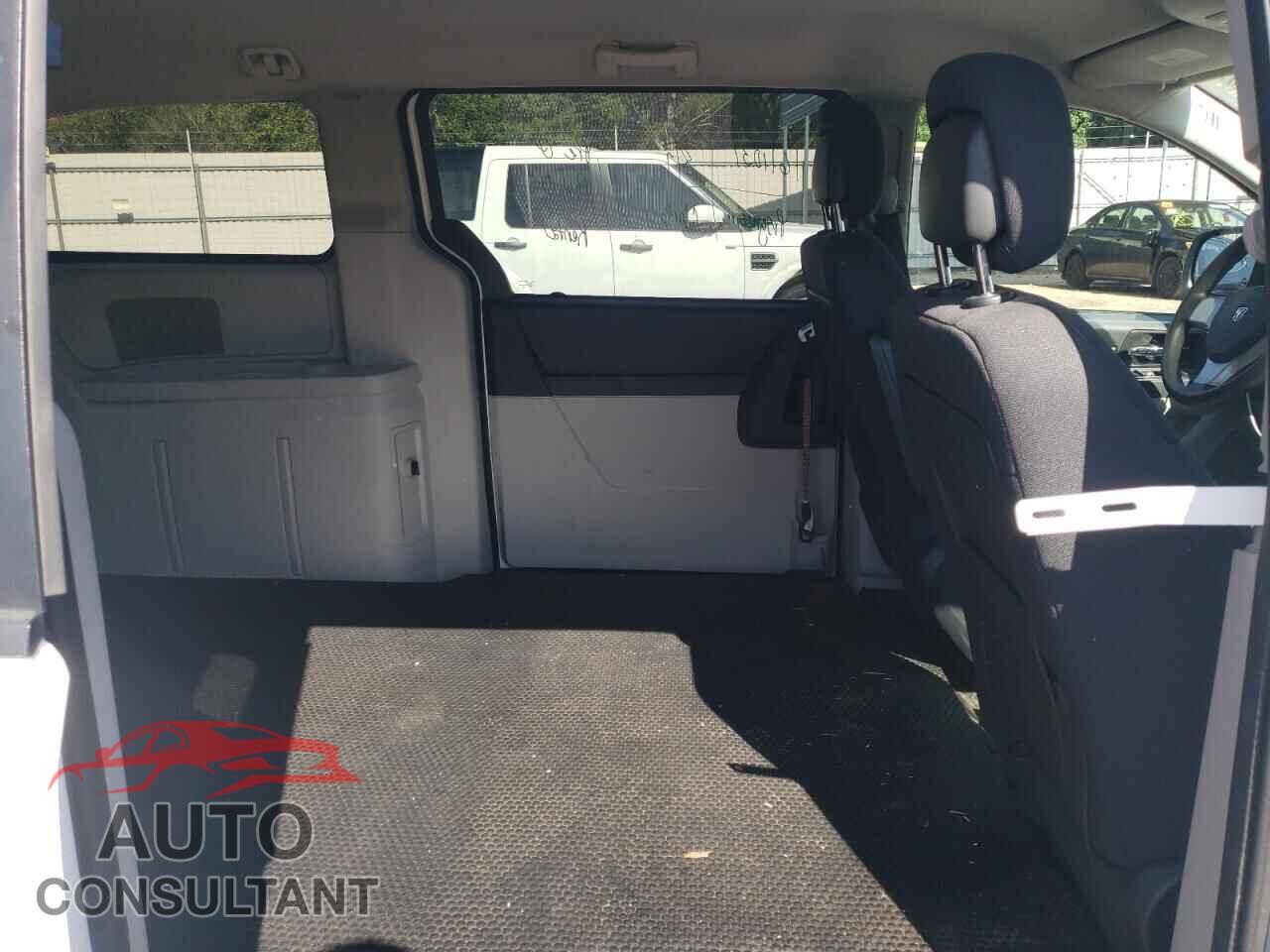 DODGE CARAVAN 2010 - 2D4RN1AE3AR439521